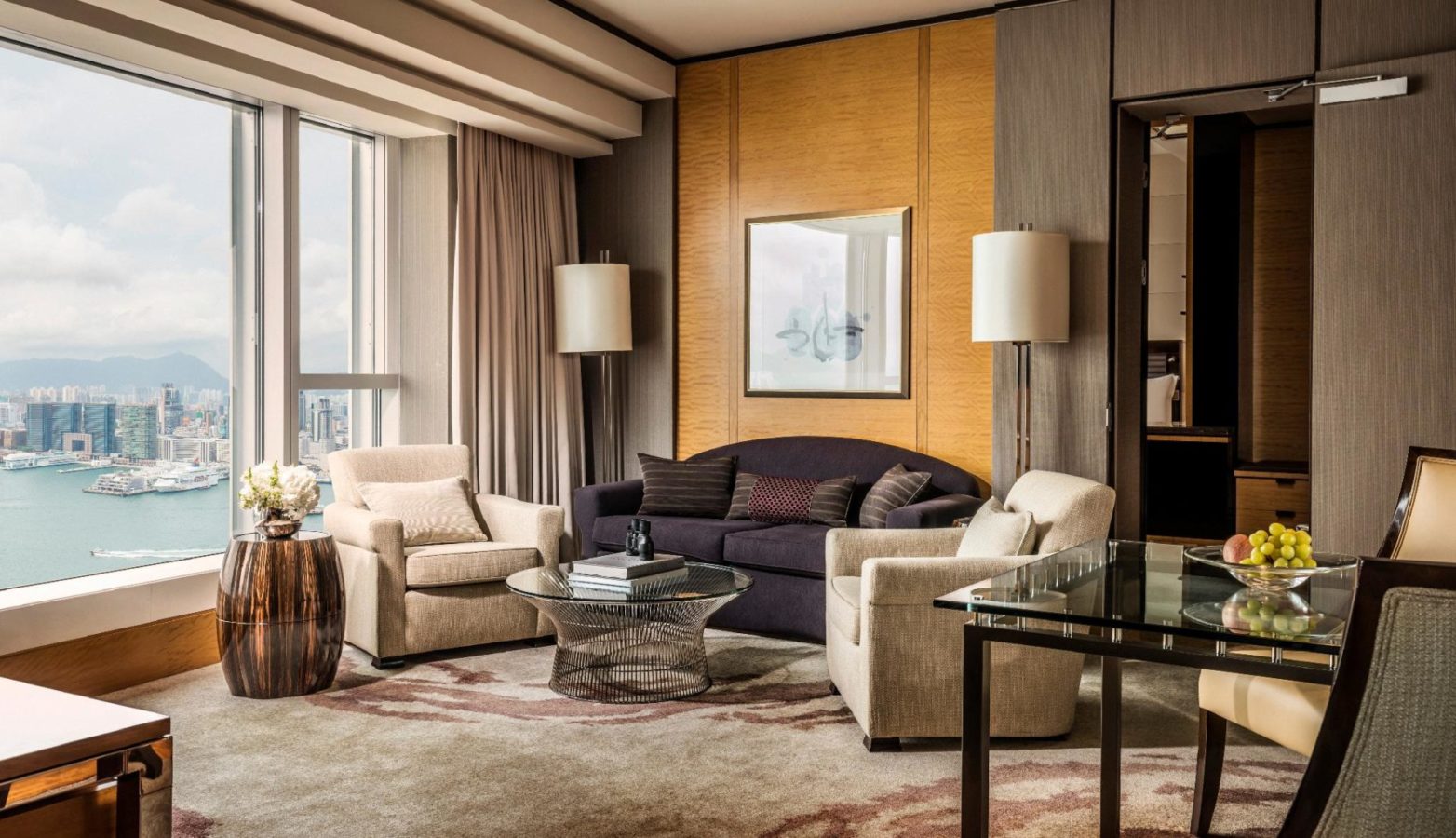 Luxury serviced apartment hk